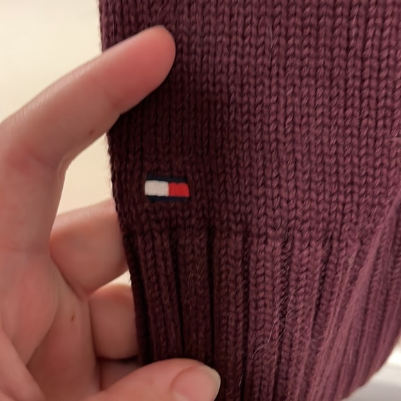 Men’s Tommy Hilfiger Quarter Zip Sweater - Picture 7 of 8